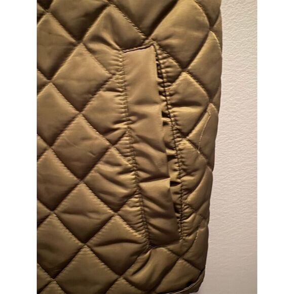 Classic Club Boys Green Quilted Vest Size 12-14 Casual Fall Wear - Picture 4 of 9